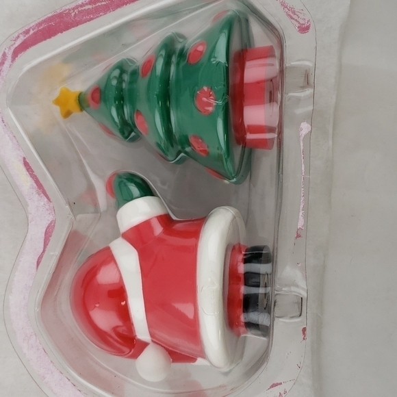SANTA & Christmas Tree Salt & Pepper Shaker Unused Plastic Vintage - Picture 2 of 7